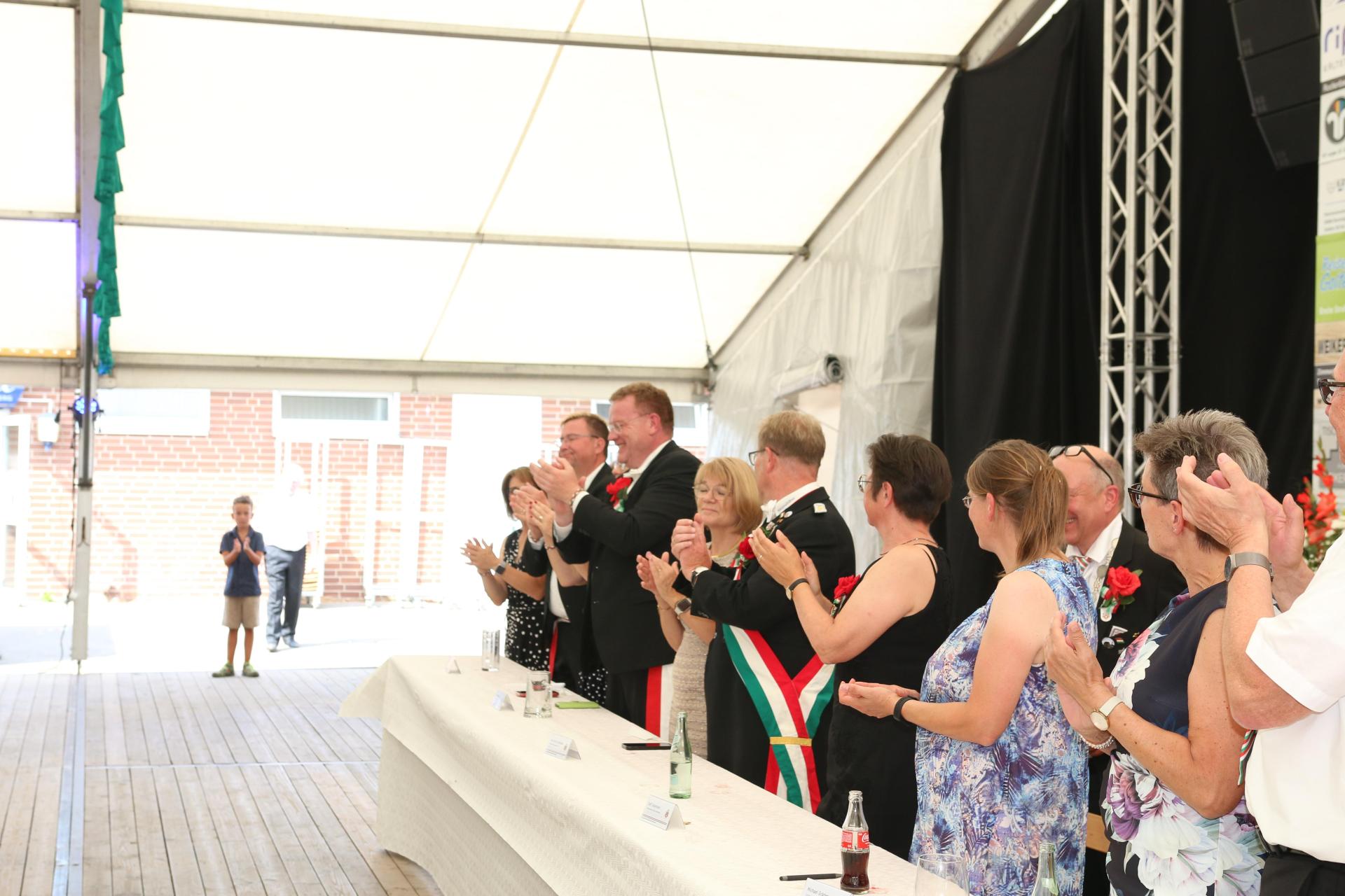 Unsere Bildergalerie zum Bürgerschützenfest in Rodenberg. (Foto: bb)