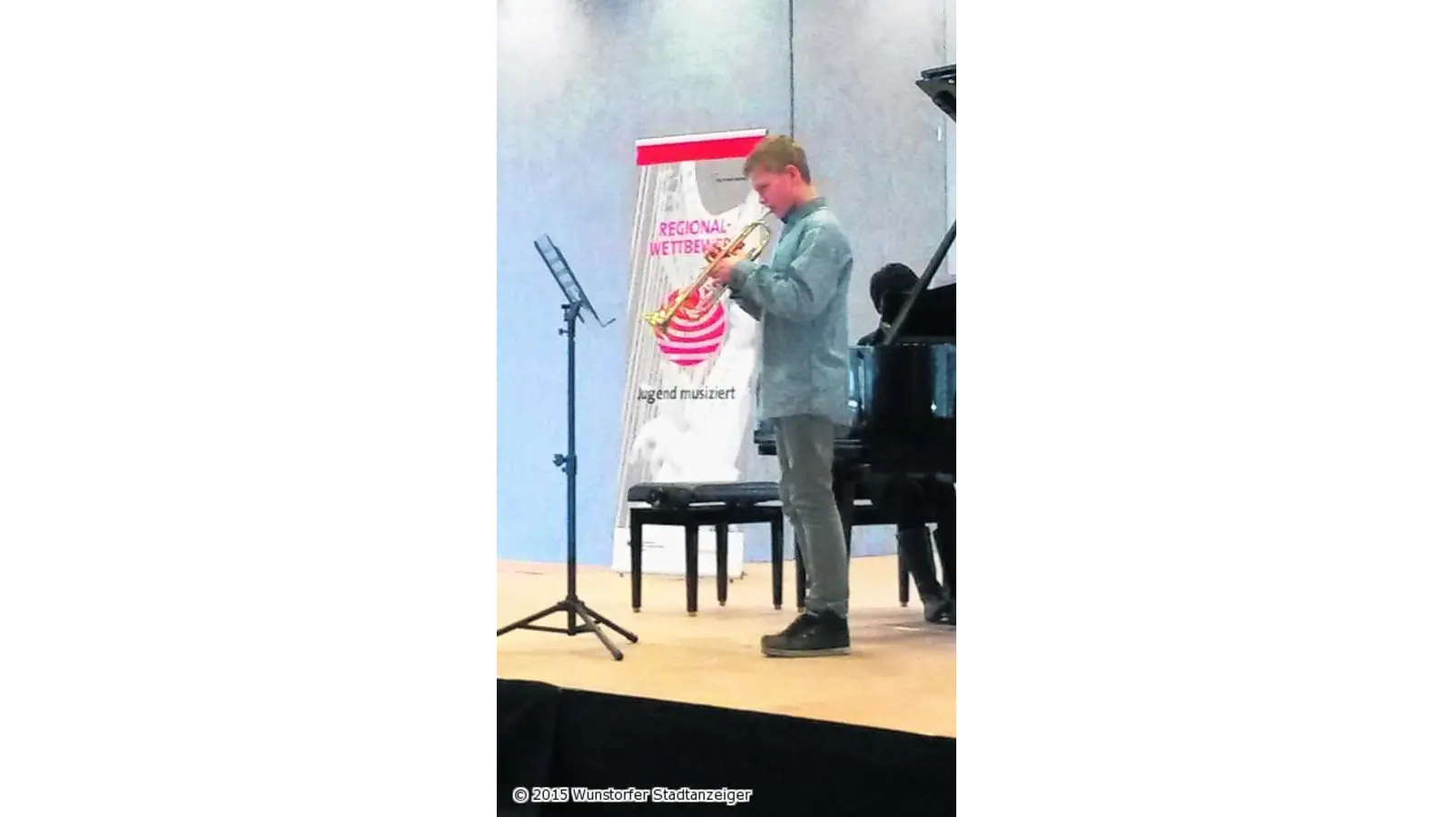 Profis ermutigen ein junges Trompeter-Talent (Foto: ew)