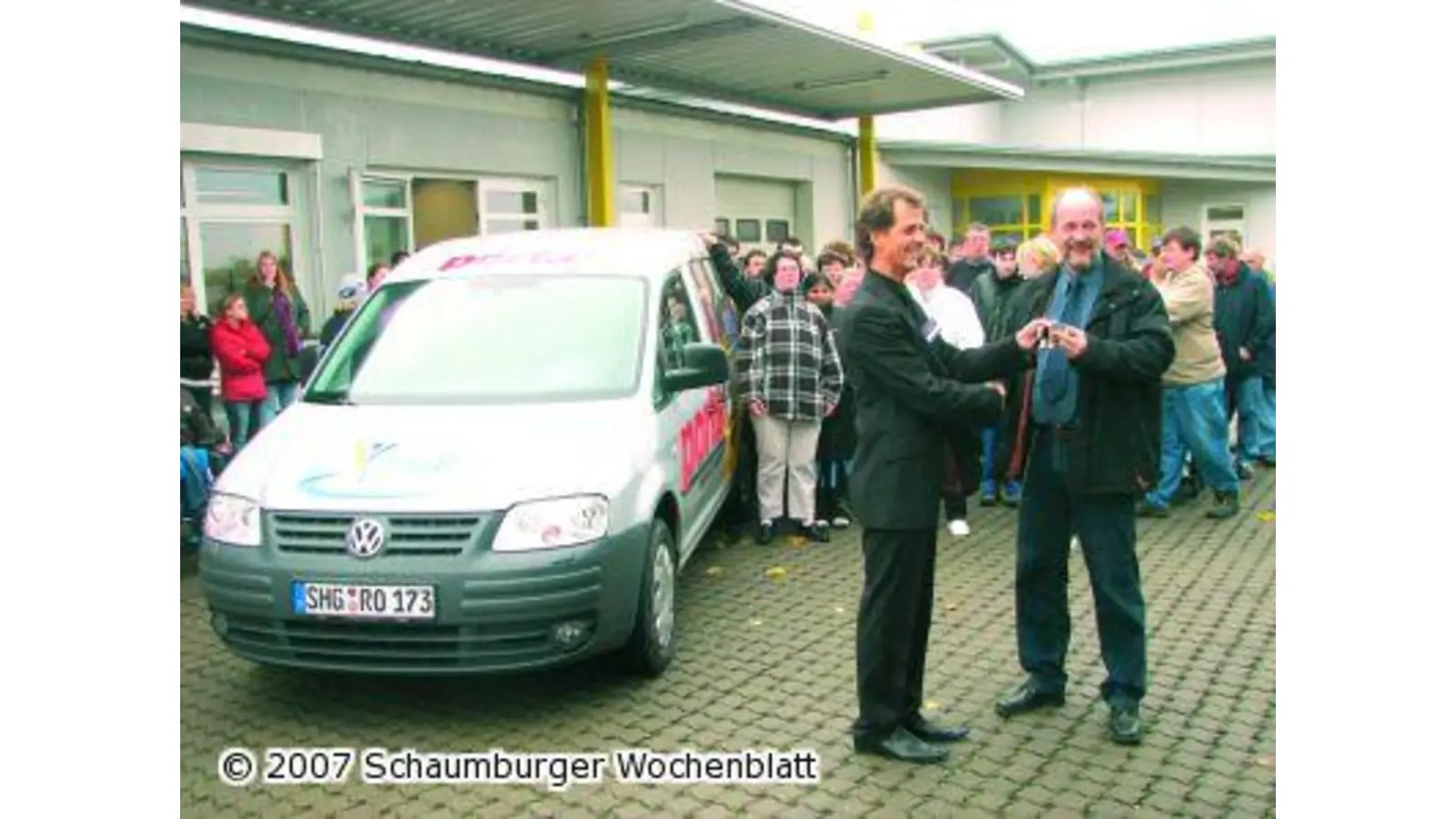 Porta-Möbel spendiert 15 Autos für zwei Jahre (Foto: km)