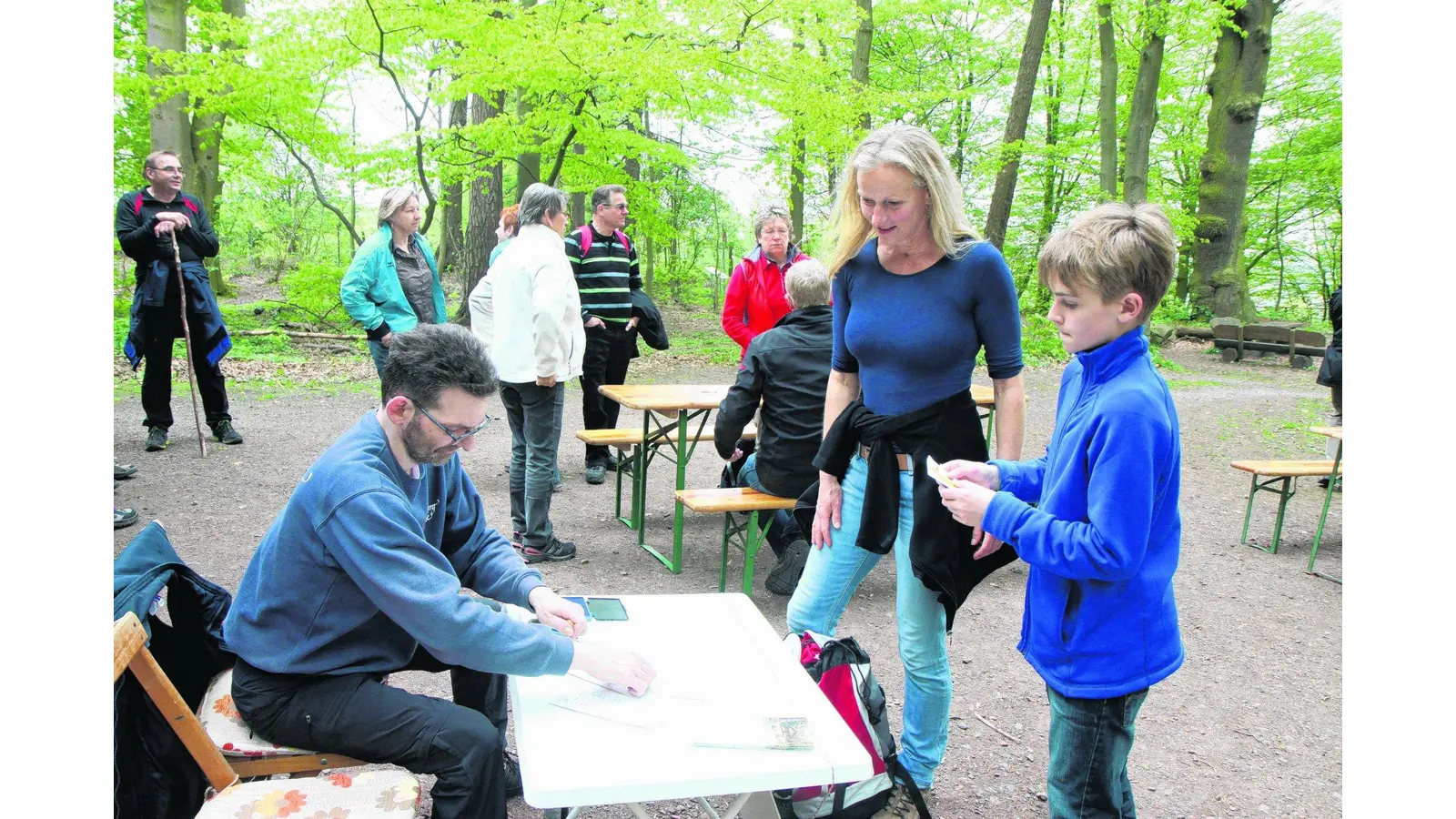 Durch die Natur in den Frühling marschieren (Foto: bb)