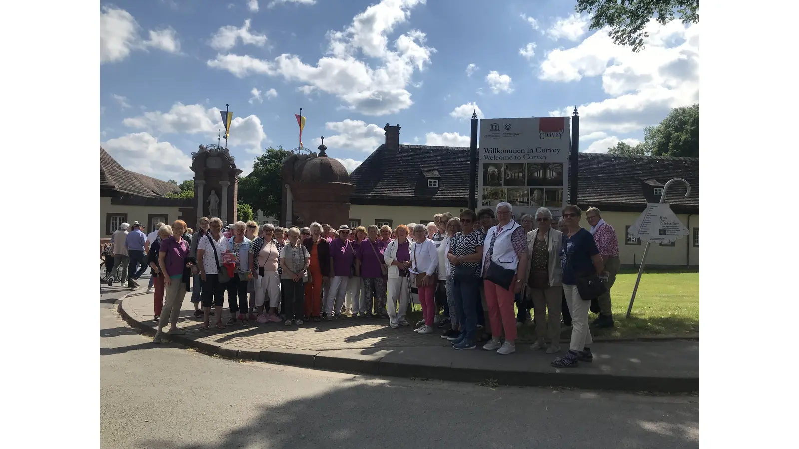 Die Landfrauen besuchen auch das Weltkulturerbe Corvey. (Foto: privat)