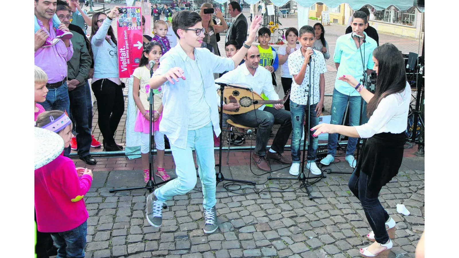 Begegnung und Austausch der Menschen stehen im Mittelpunkt (Foto: bb)