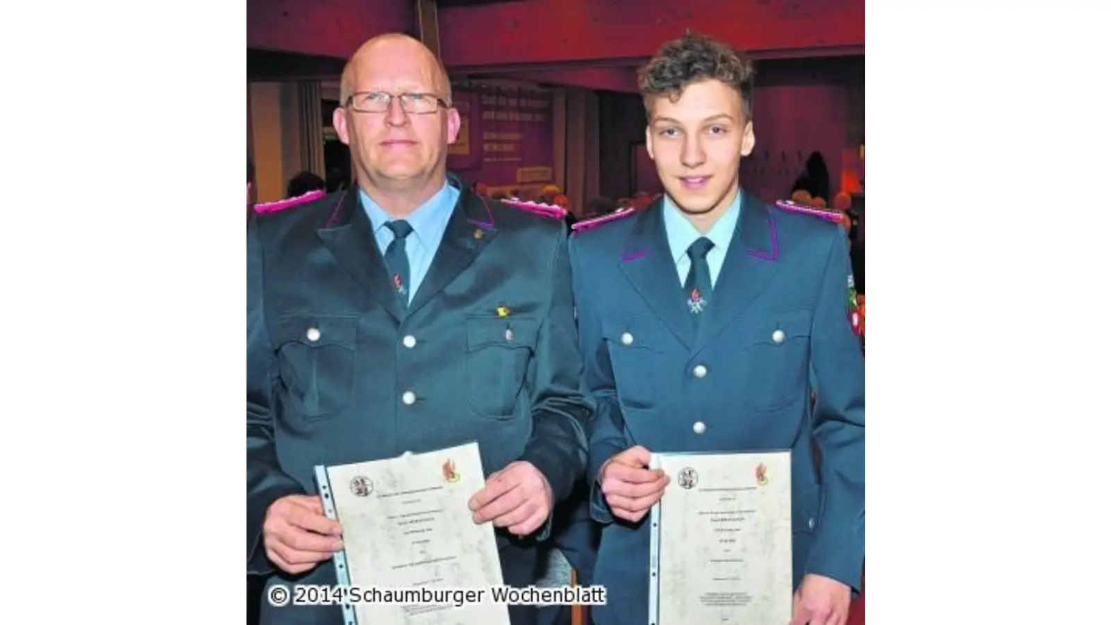 Helmut Fieseler wird Ehrenmitglied der Ortsfeuerwehr (Foto: red)