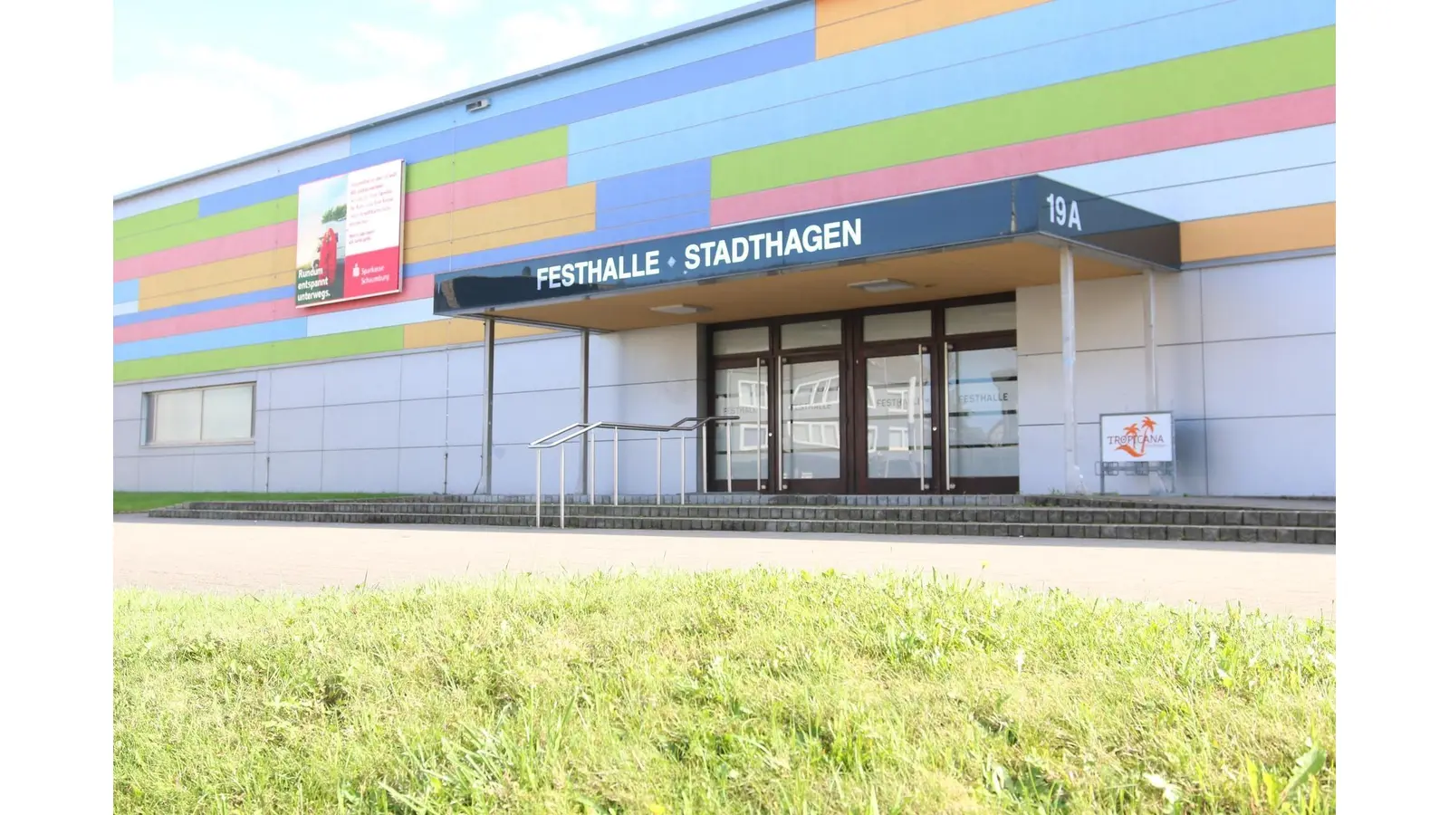 Die Entscheidung über eine Sanierung der Festhalle durch einen Investor wird in nächster Zeit fallen.  (Foto: bb)