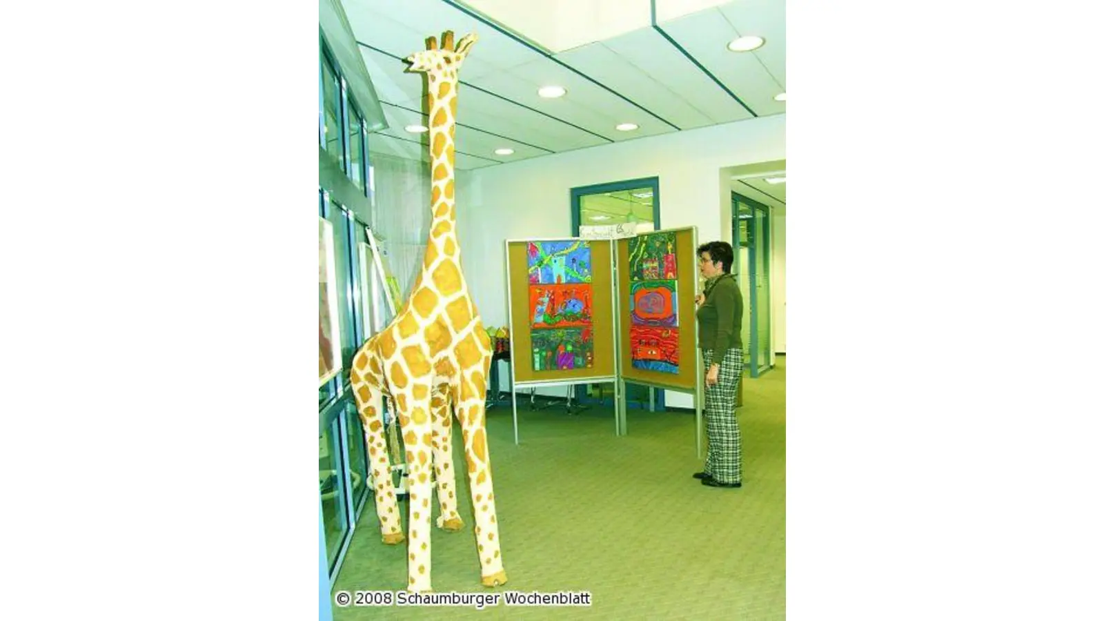 Kunstausstellung in der Sparkasse (Foto: red)