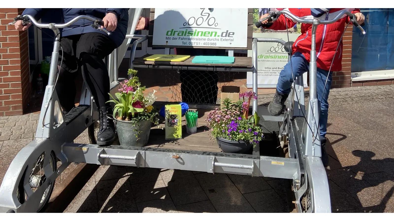 Das Feintuning der Präsentation der Stadt Rinteln auf der Landesgartenschau in Bad Nenndorf läuft noch, aber die dauerhafte Präsentation einer Draisine ist bereits jetzt gesetzt.  (Foto: ste)