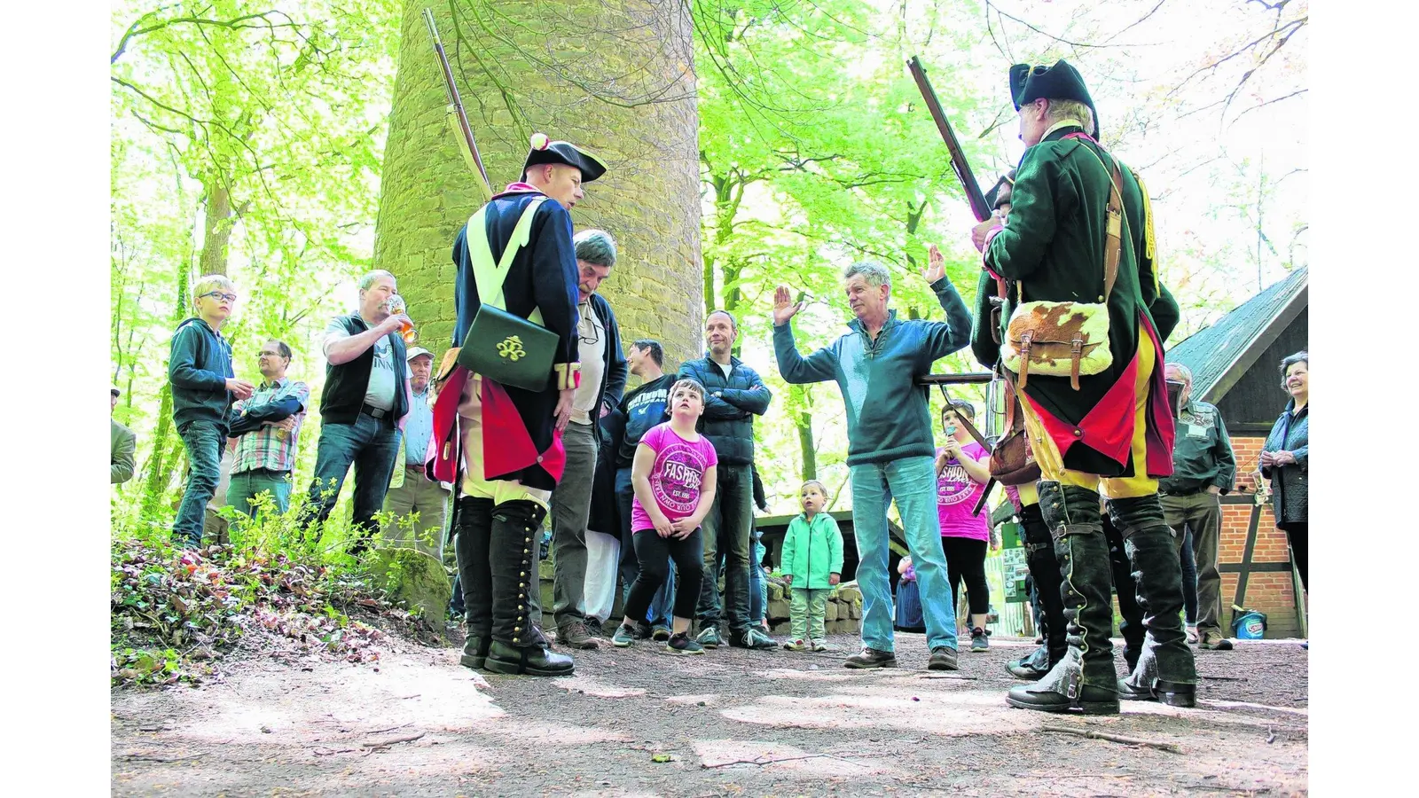 Infanterie lässt es krachen am Turm (Foto: jan)