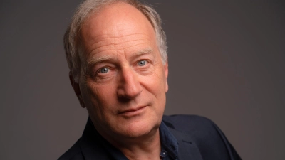 Liest vor: Schauspieler Stefan Merki. (Foto: Luis Zeno Kuhn)