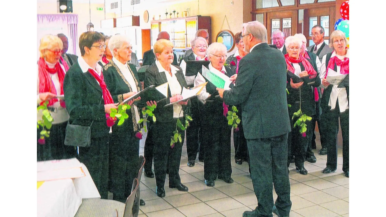 Bergleute singen die ersten Lieder (Foto: al)