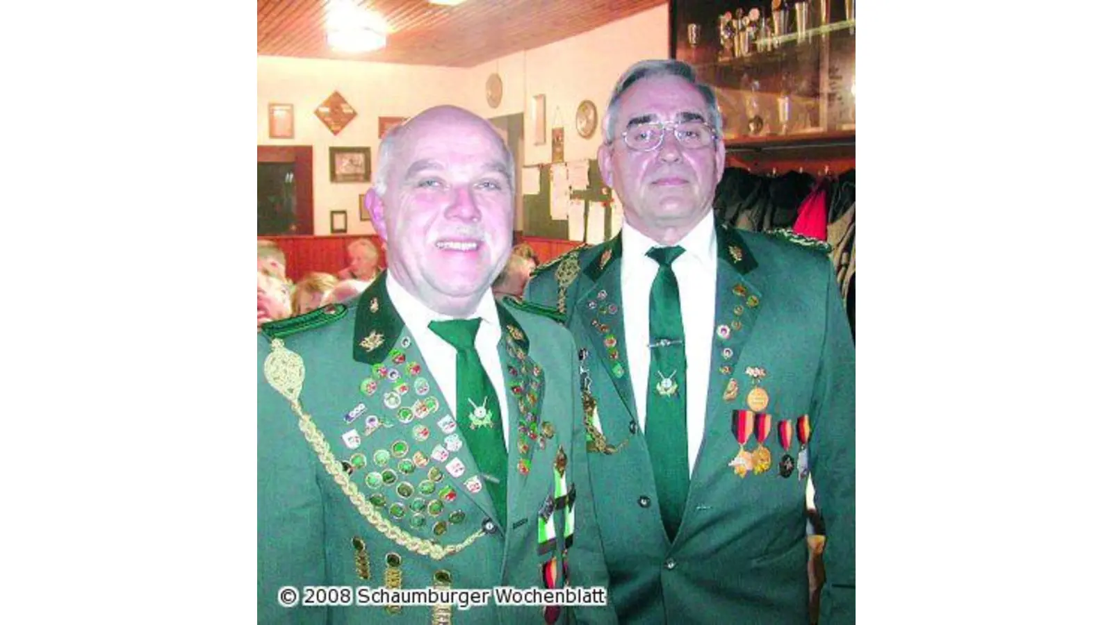 Herausragende Ehrung für Ulli Hermann durch den Schützenverein (Foto: red)