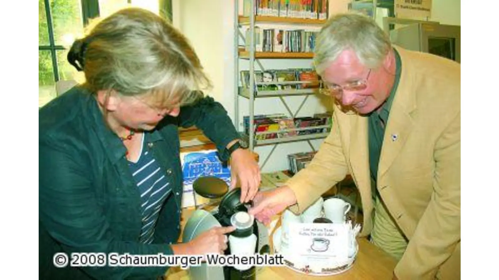 Kaffeegenuss zur Buchlektüre (Foto: mr)