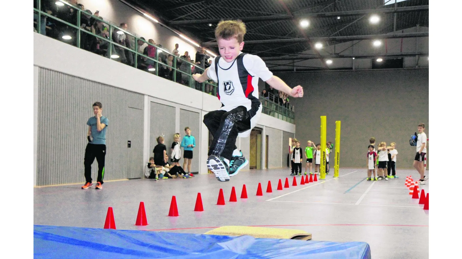 85 junge Athleten kämpfen um gute Platzierungen (Foto: bb)