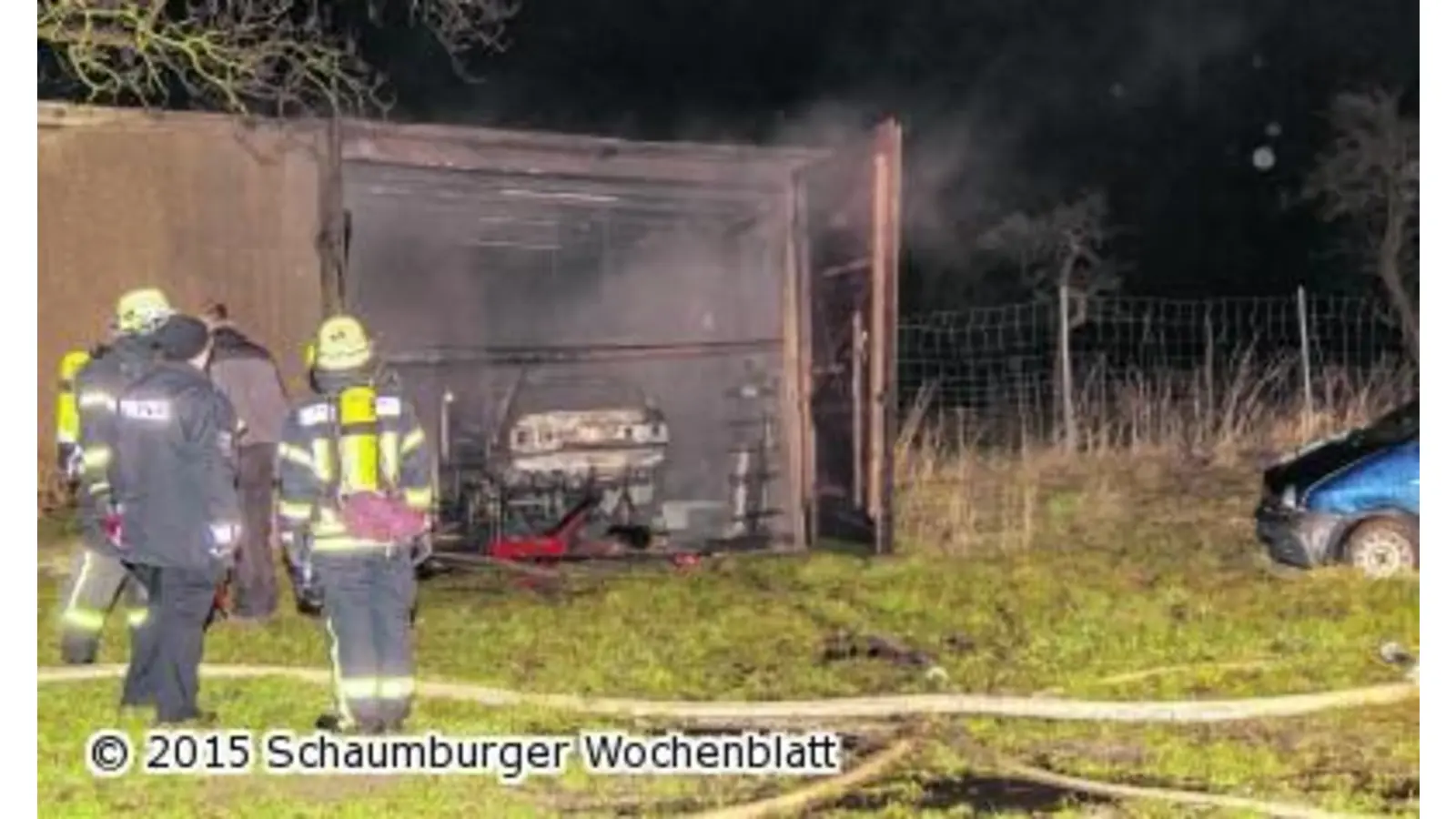 Großaufgebot gegen den Scheunenbrand (Foto: ste)