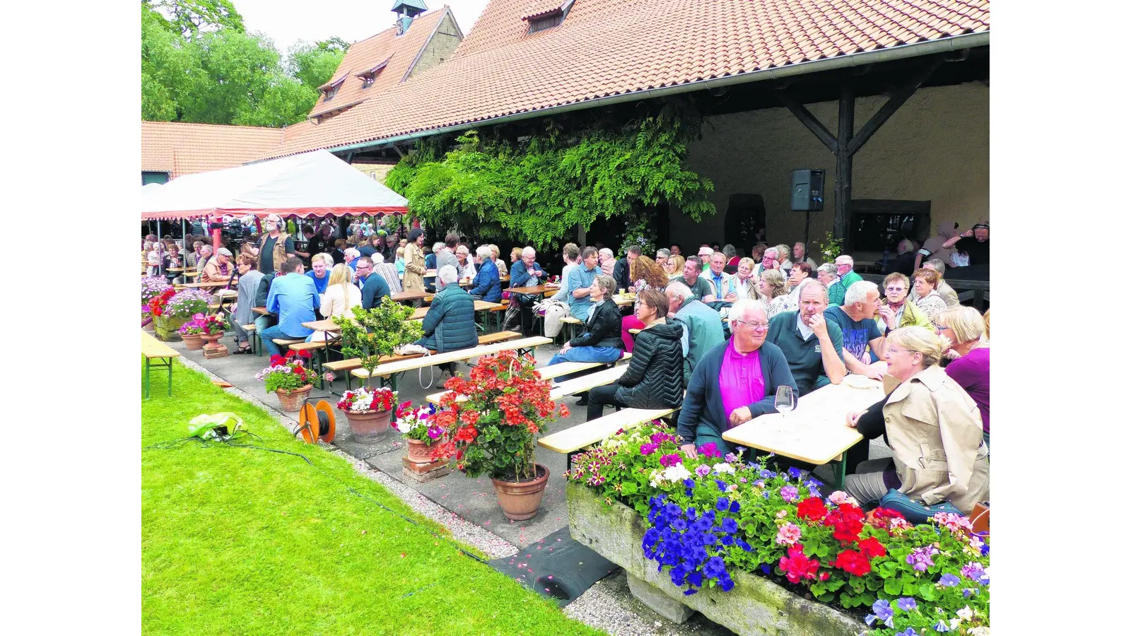 Schlussakkord beim Dorfjubiläum (Foto: red)