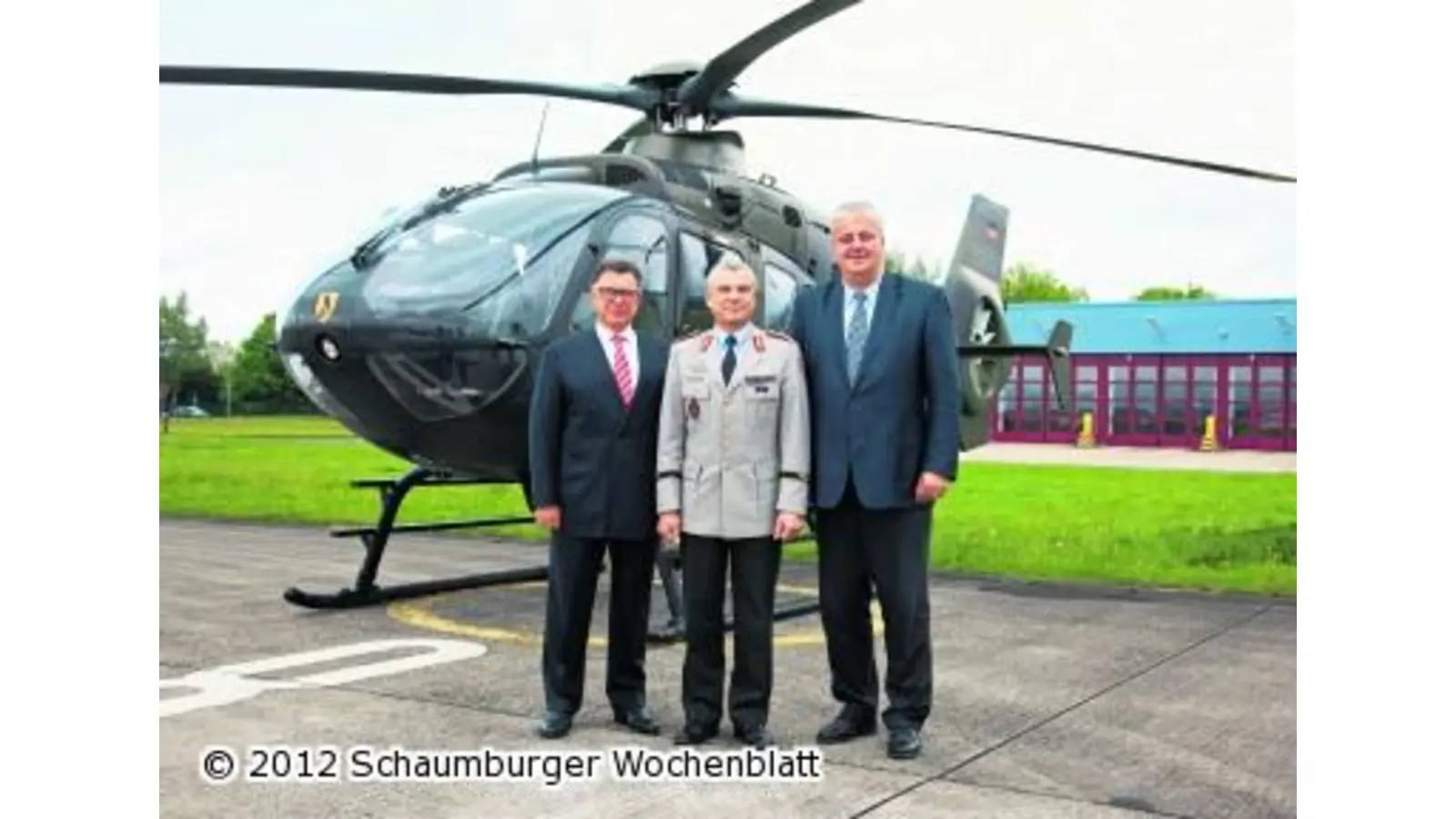 Zwei Finanzkenner schweben gemeinsam über den Wolken (Foto: em)