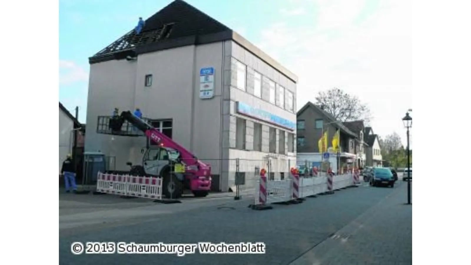Abriss sorgt für Behinderungen (Foto: al)
