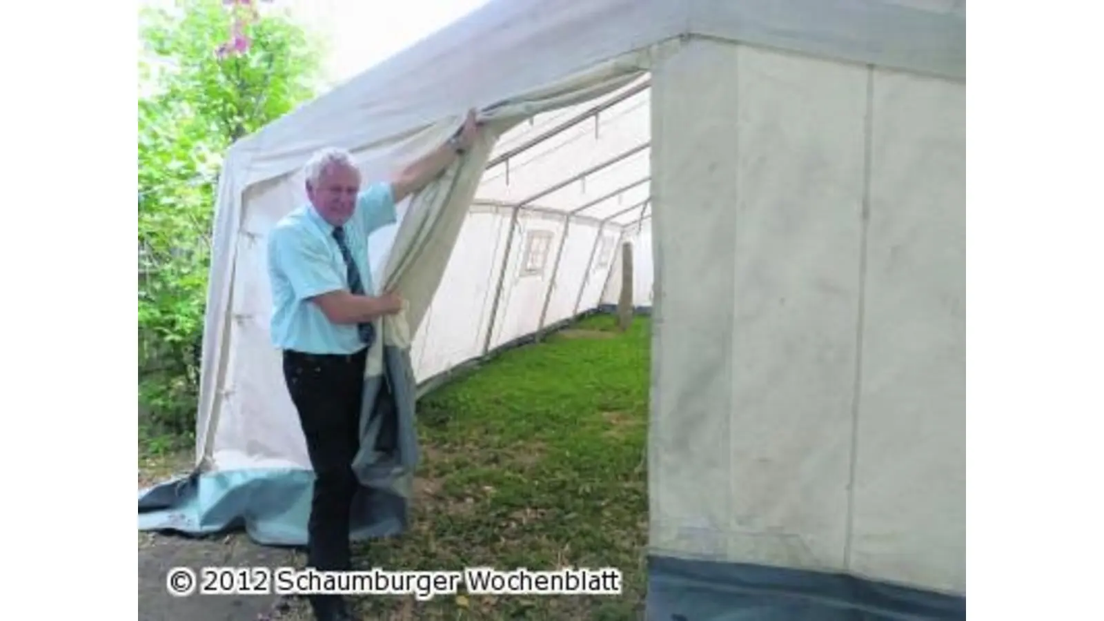 Vorübergehend ein Unterschlupf im Zelt (Foto: red)