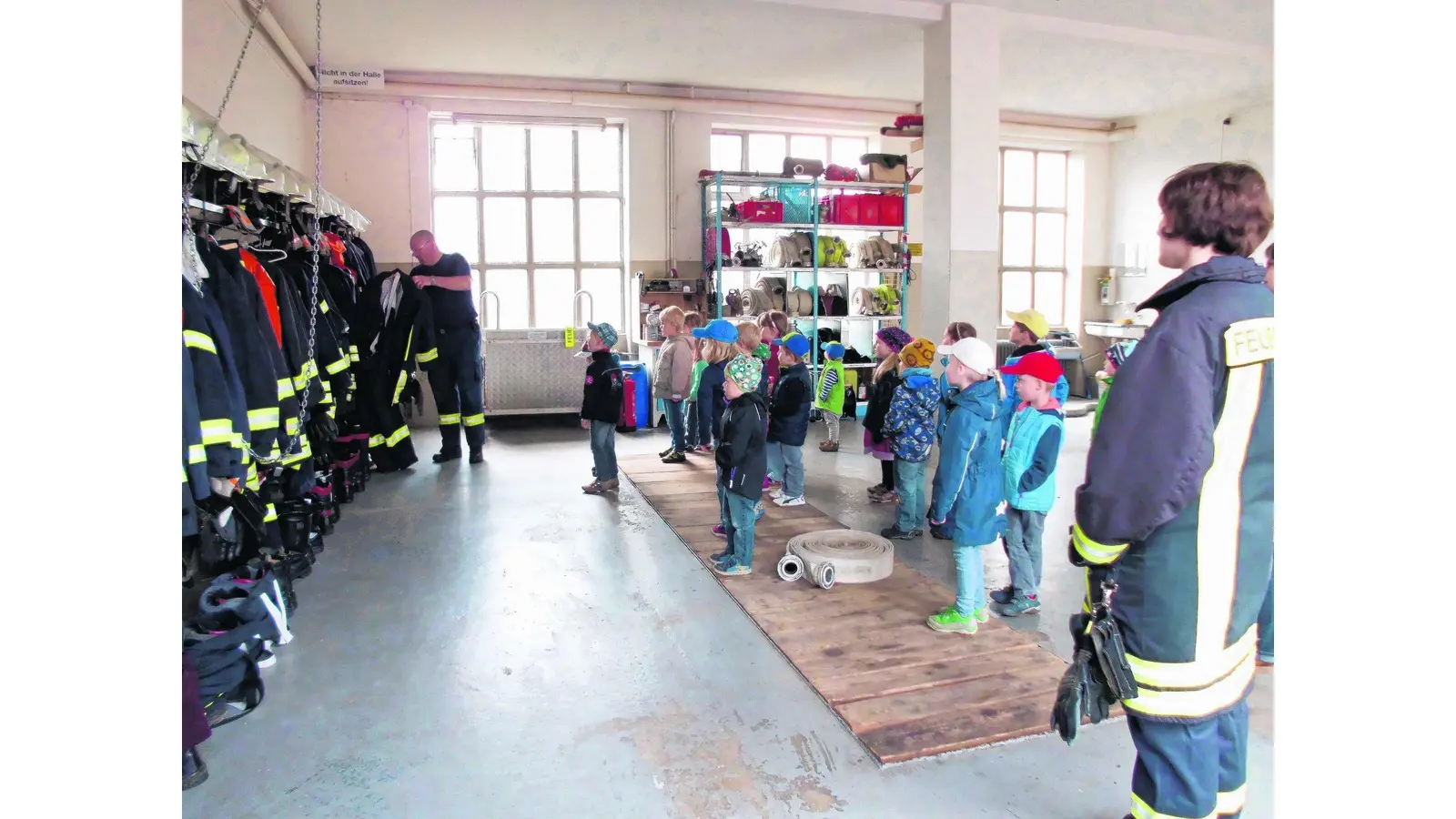 Kinder lernen Feuer-Umgang (Foto: gr)