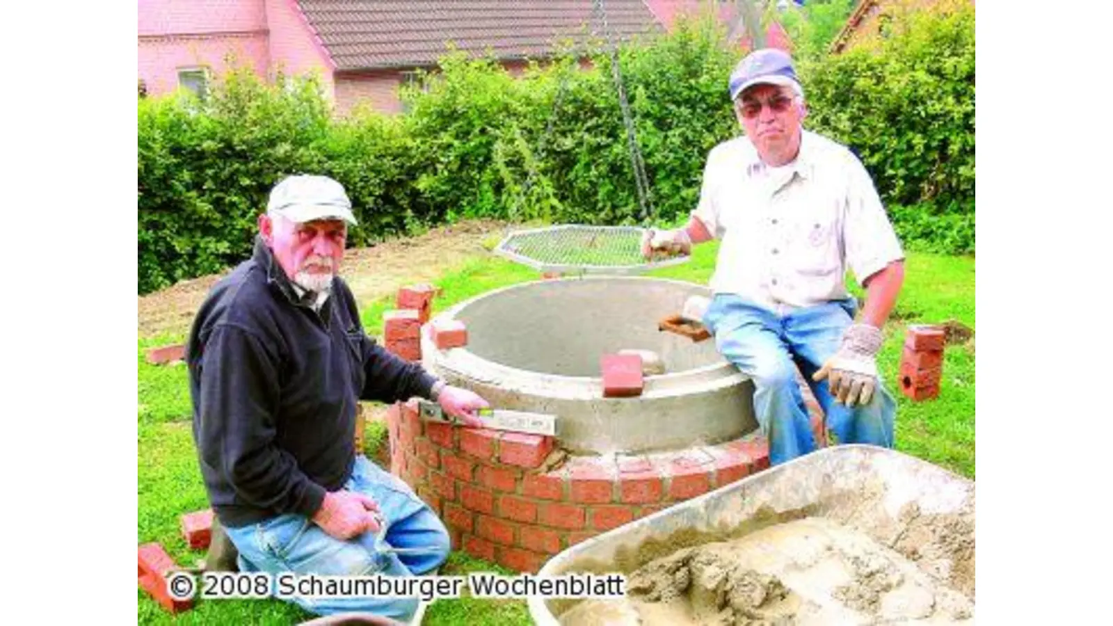 Die kreativen Geister mit den helfenden Händen sind aktiv (Foto: ste)