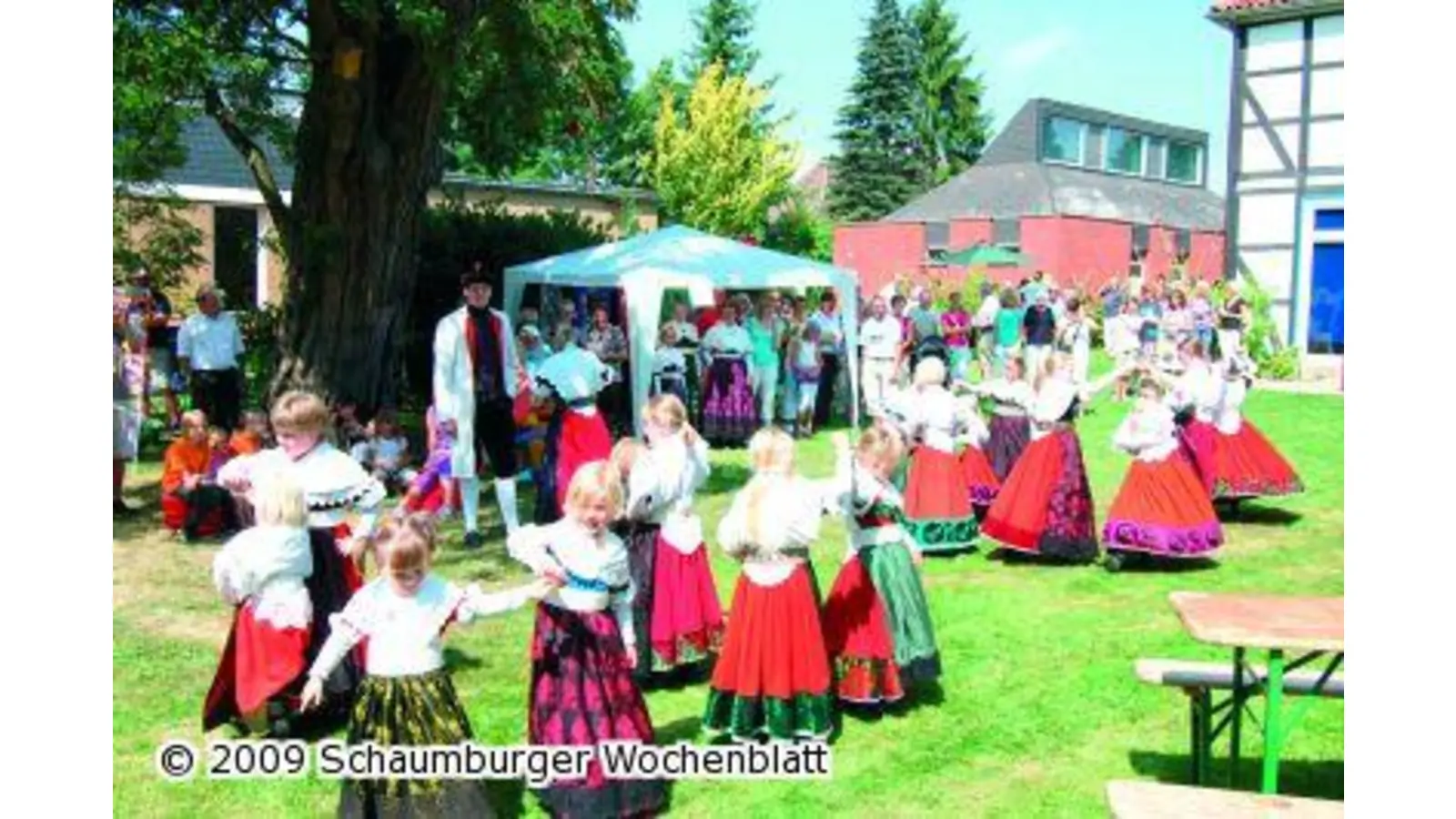 Buntes Programm gefällt den Gästen (Foto: red)