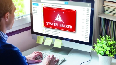 Bei einem Cyber-Angriff tappen die Opfer in eine Falle und laden sich unbeabsichtigt einen Erpressungs-Trojaner auf den PC. (Foto: AdobeStock)