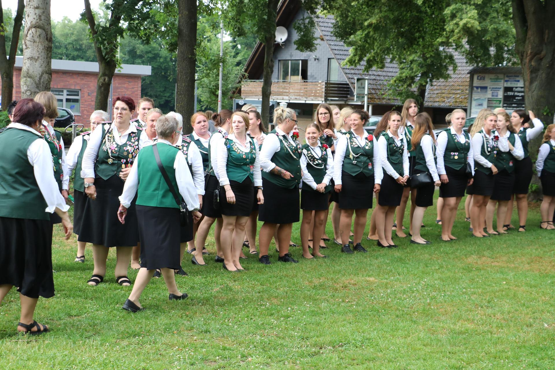 Bildergalerie zum Schützenfest in Hagenburg. (Foto: gi)