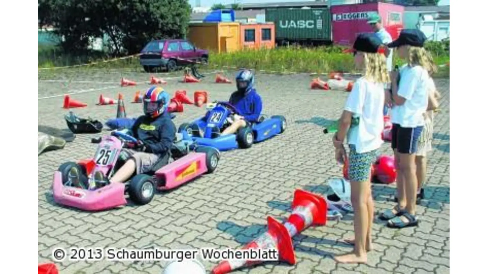 Erste Runden im Kart drehen (Foto: km)