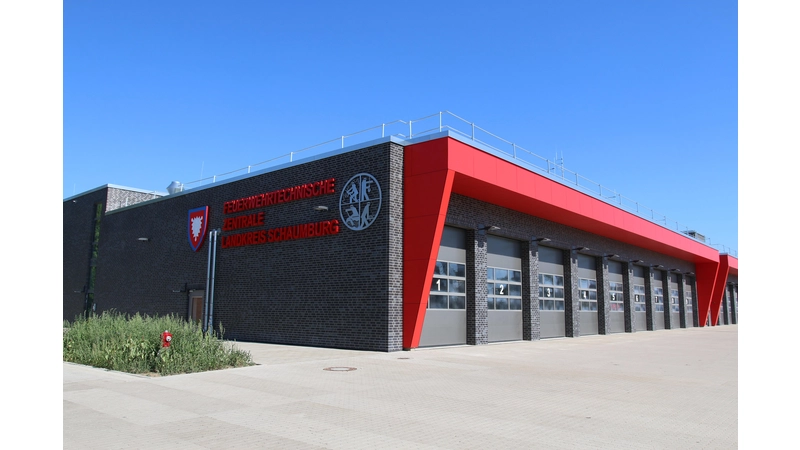 Die Kreisfeuerwehr wird den Erweiterungsbau der Feuerwehrtechnischen Zentrale am 25. Oktober mit einem Tag der offenen Tür vorstellen.  (Foto: bb)