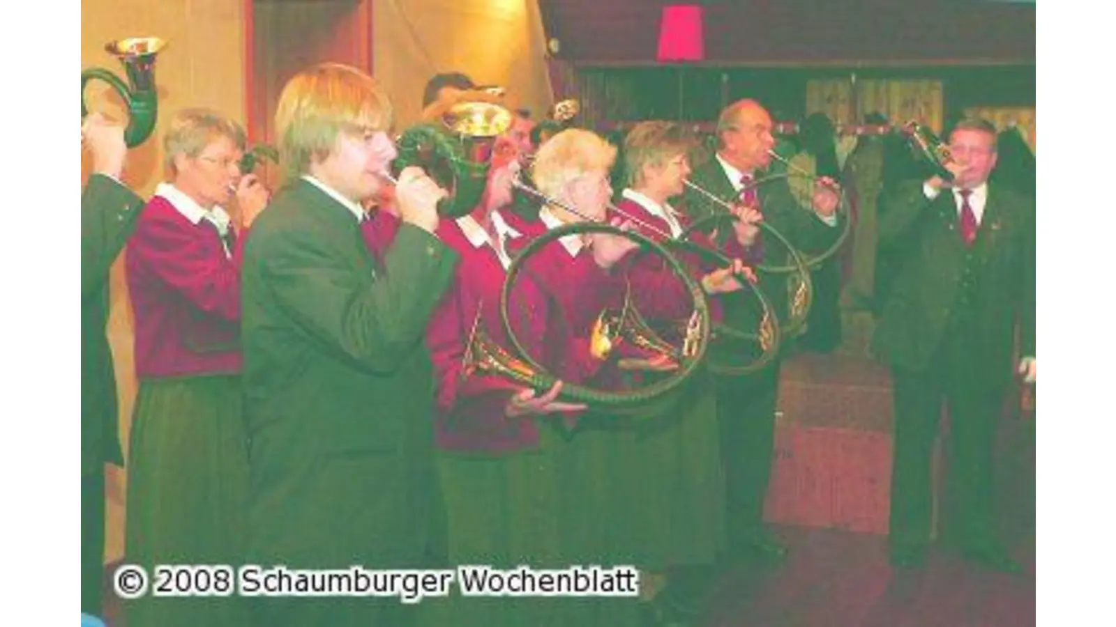 Ein Jagdhorn für den Chorleiter (Foto: al)