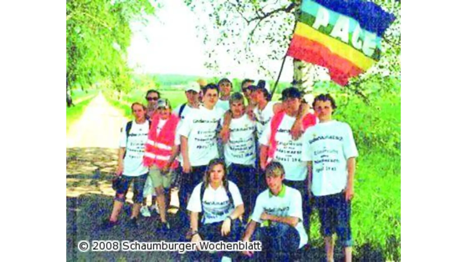 Gedenkmarsch zum Steinbruch Steinbergen (Foto: red)