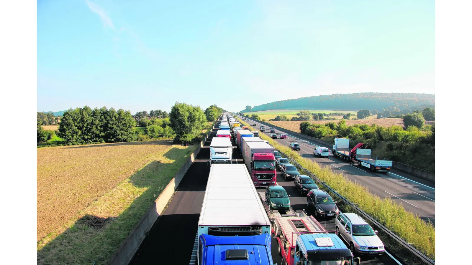 Die Autobahn soll in Zukunft 8-spurig werden (Foto: em)