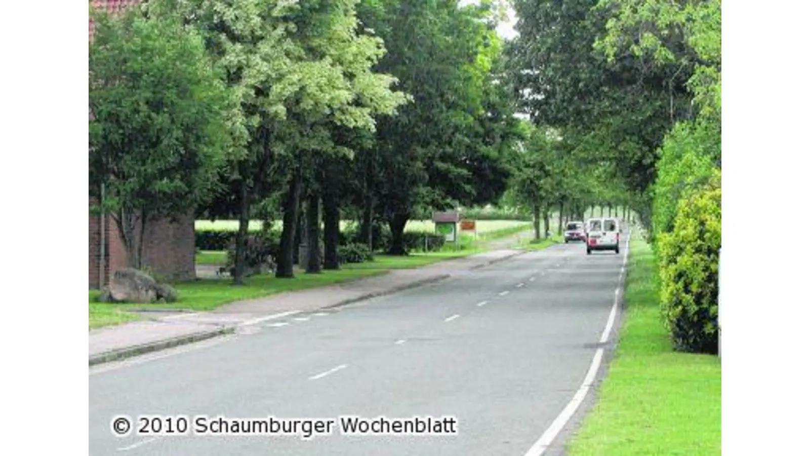 Einfahrt nach Kobbensen erfolgt oft rasend schnell (Foto: red)