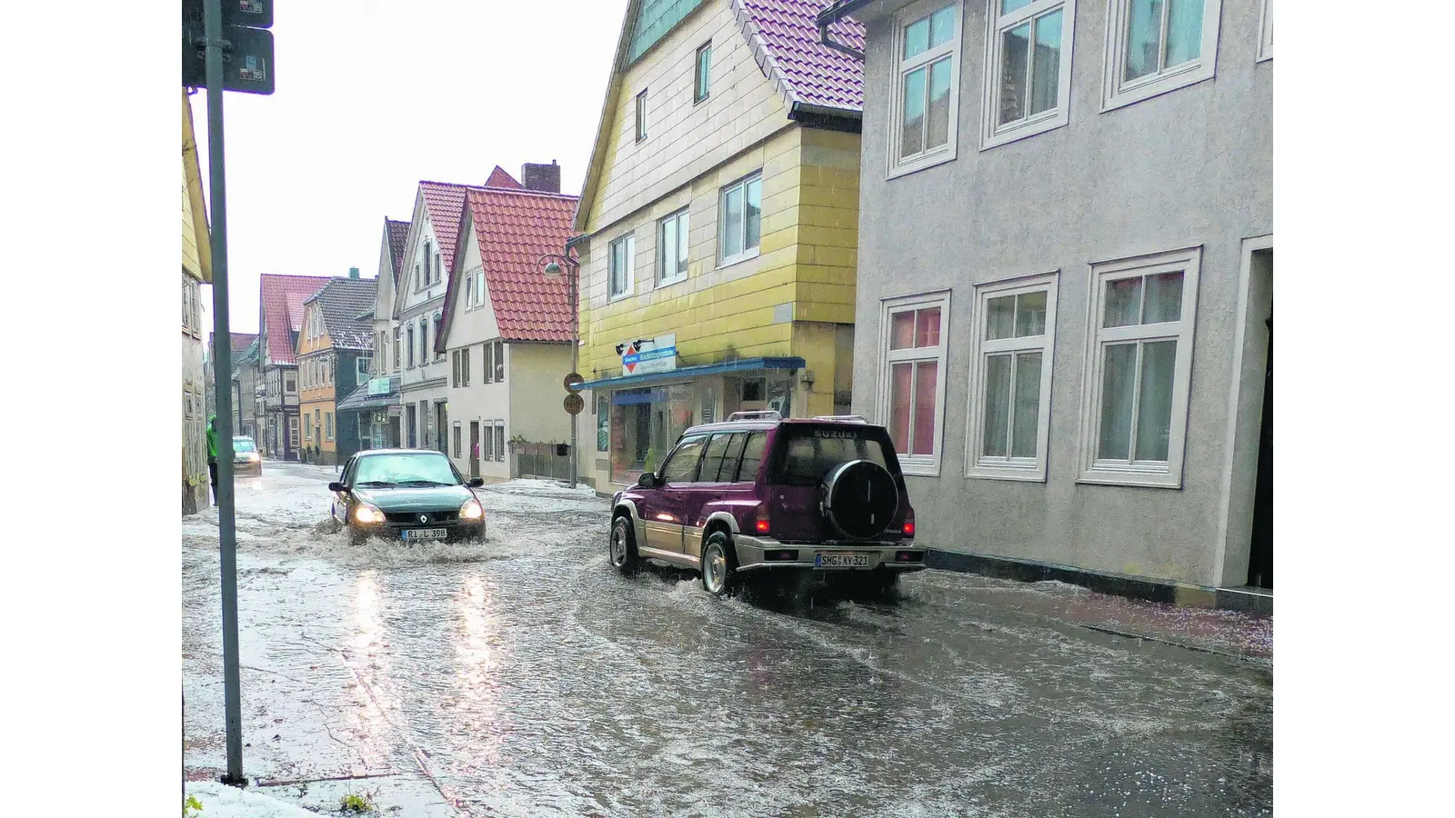 Rodenberg kämpft gegen Hagel und Hochwasser (Foto: al)