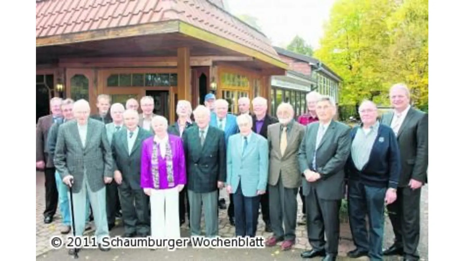 Volksbank ehrt ihre Jubiläumsmitglieder (Foto: bb)