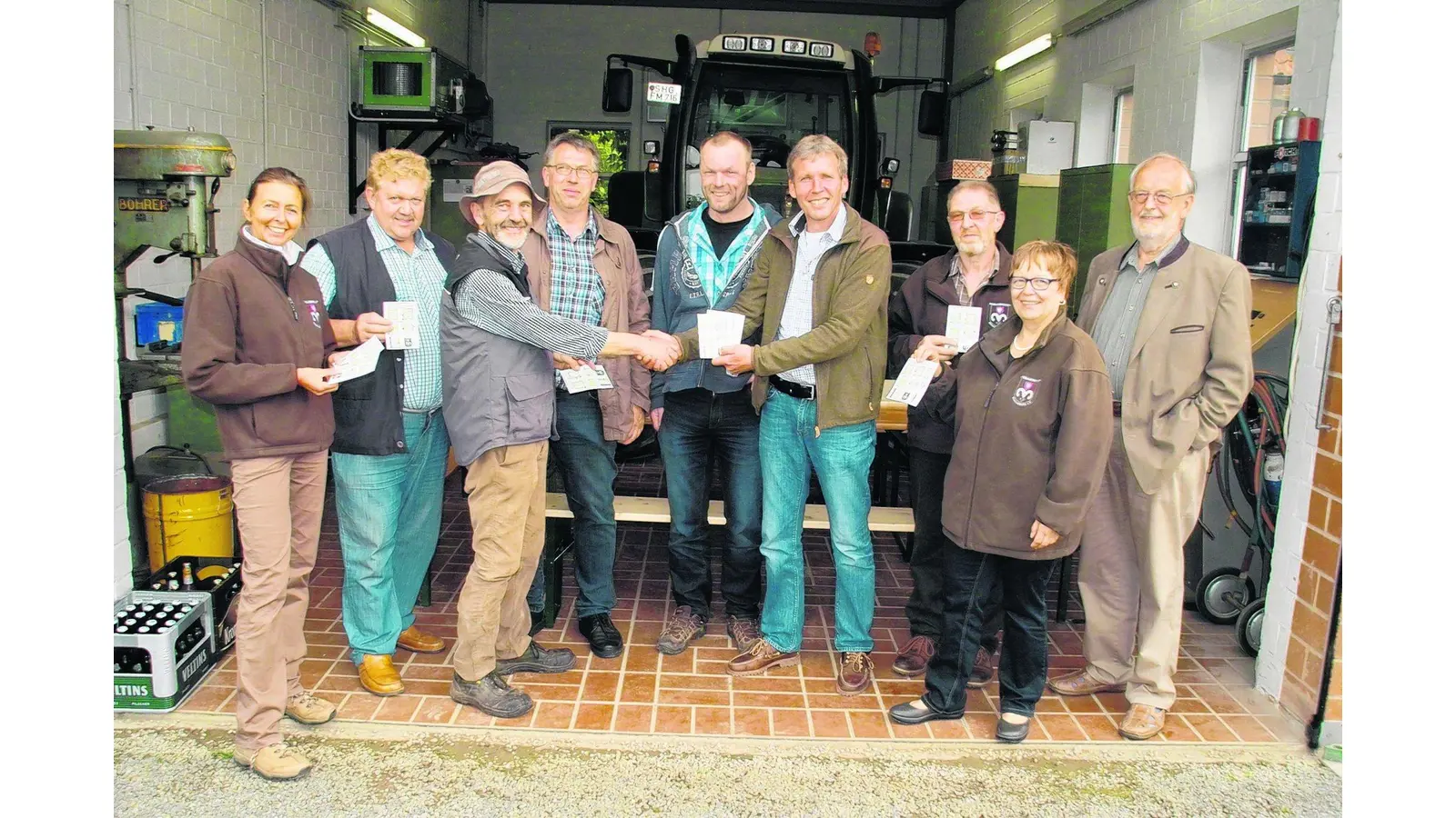 Kitze vor dem Tod im Mähwerk retten (Foto: bb)