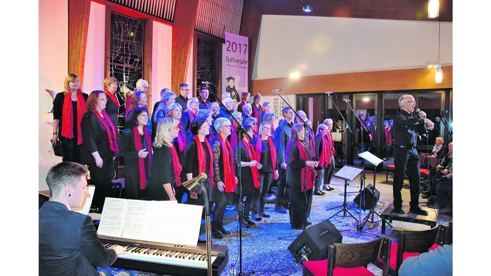 Gospel auf dem Marktplatz (Foto: ste)