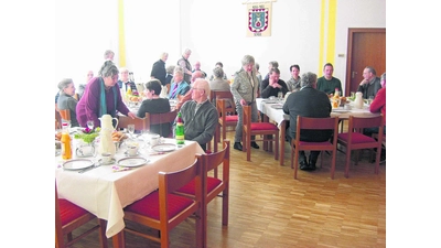 Frühstück beim Roten Kreuz (Foto: mk)