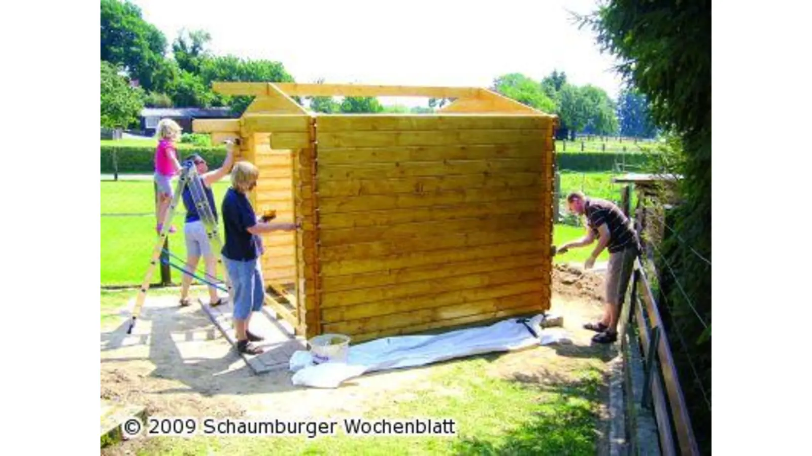 Die Einwohner packen an (Foto: al)