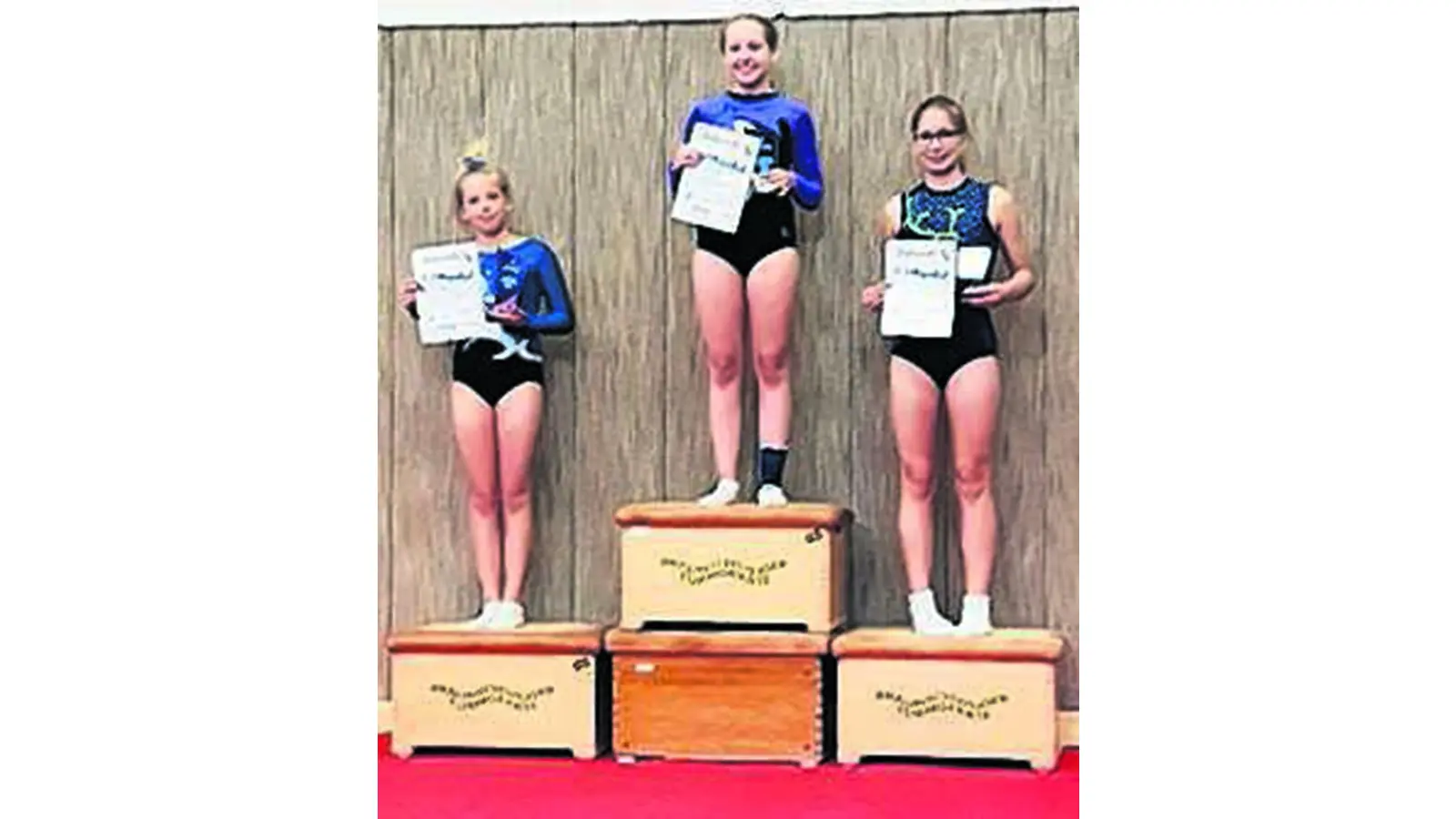 Bronze-Pokal für Henrieke Rathkolb (Foto: ste)