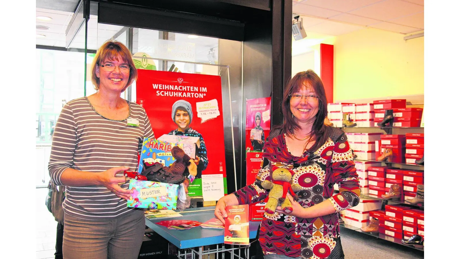 Päckchen bepackt voll mit Freude und Hoffnung (Foto: ha)