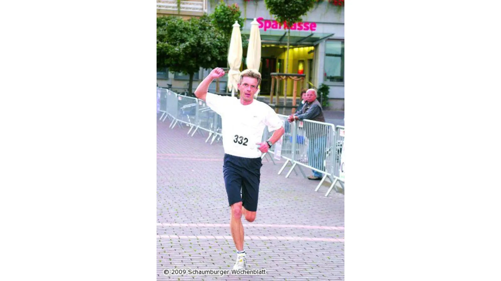 337 Läufer sind beim Jaster-Lauf unterwegs (Foto: bb)