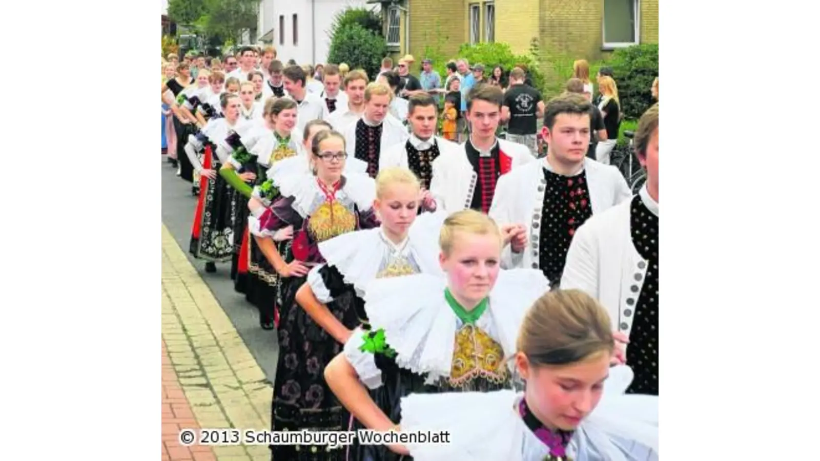 Die alten Trachten werden beim Erntefest lebendig (Foto: wtz)