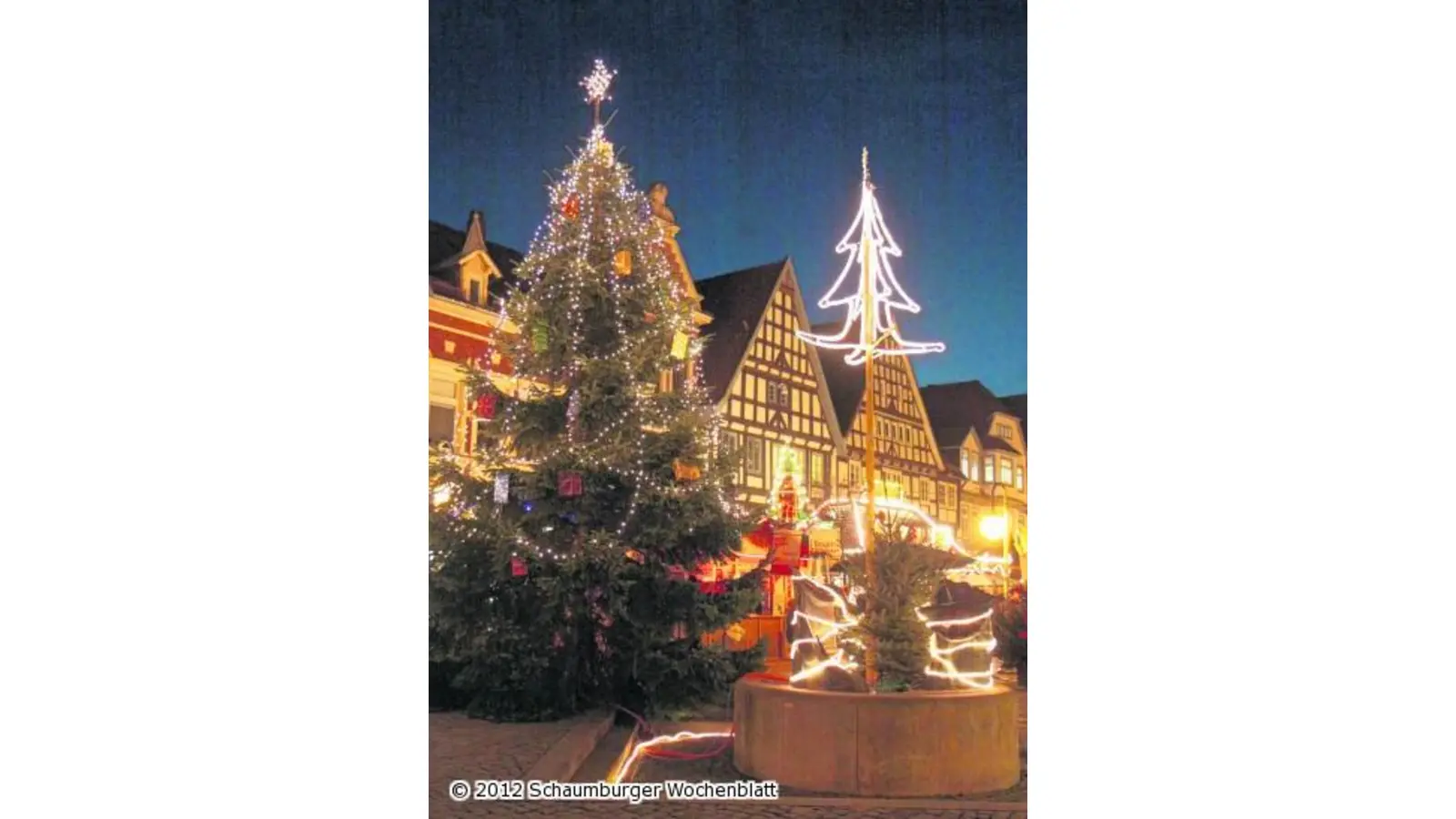 Weihnachtsmarkt sorgt für eine festtägliche Stimmung (Foto: bb)