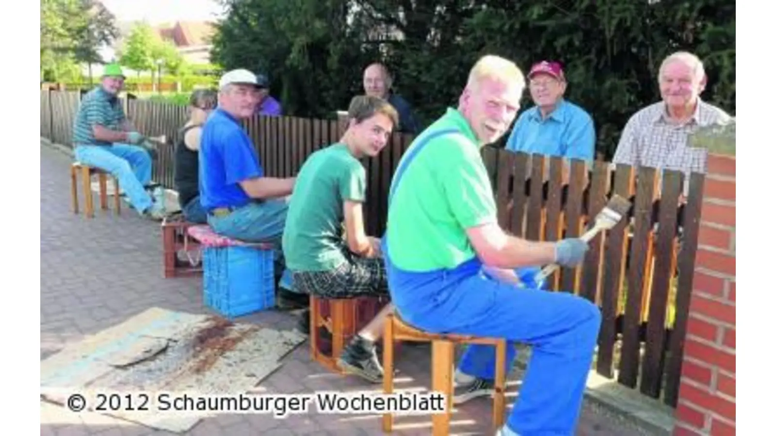 Zaun gestrichen (Foto: wtz)