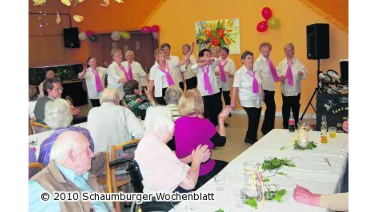 Senioren feiern schönes Sommerfest (Foto: pp)