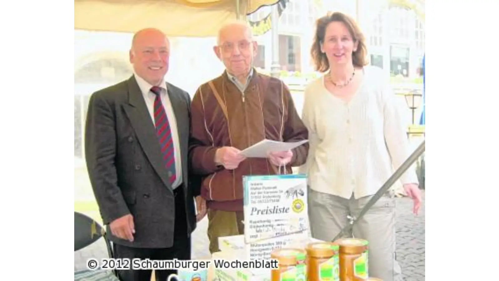 Walter Pankrath auf dem Wochenmarkt verabschiedet (Foto: red)