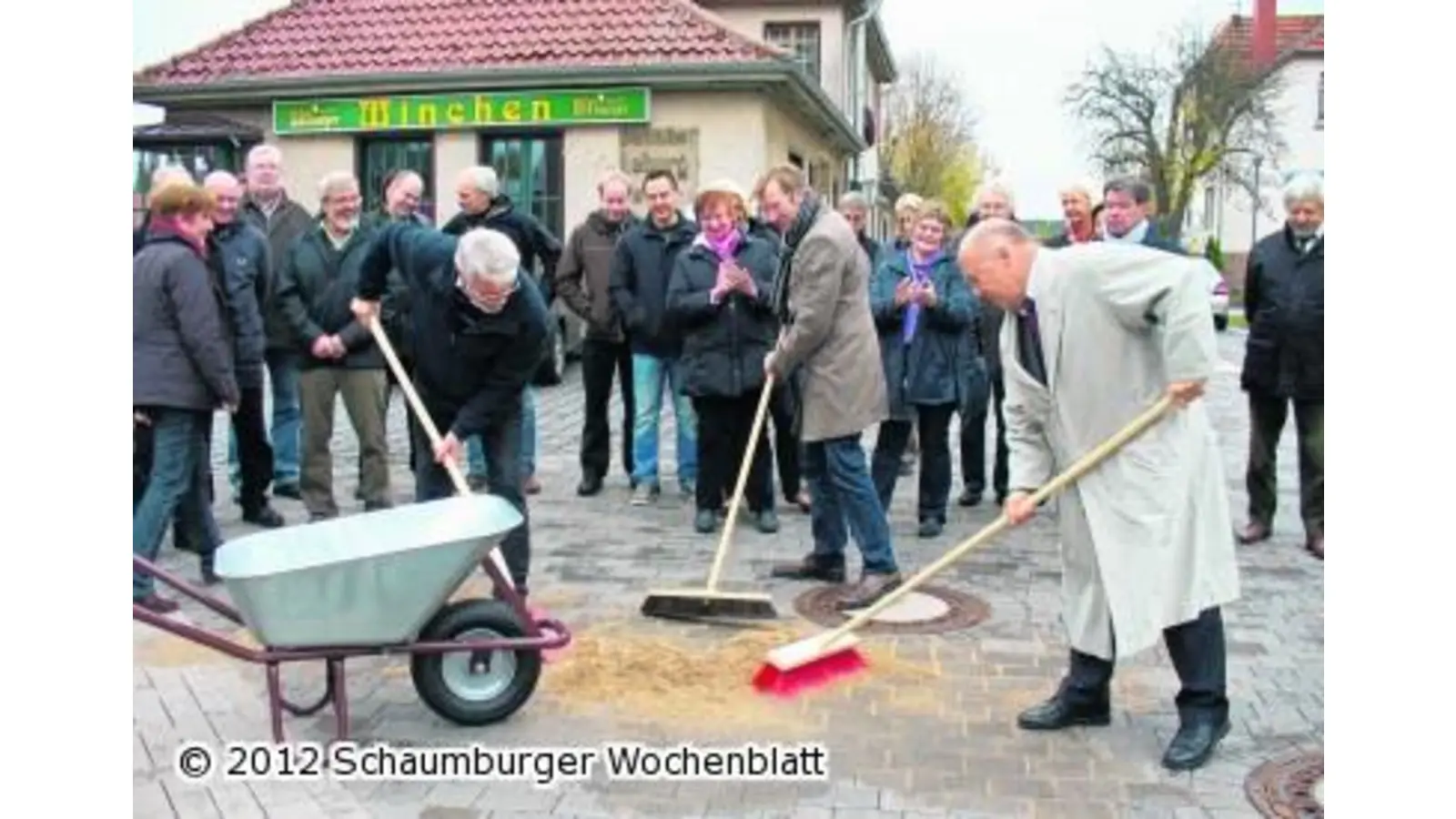 Verkehr aus Richtung Stadthagen rollt wieder (Foto: hb)