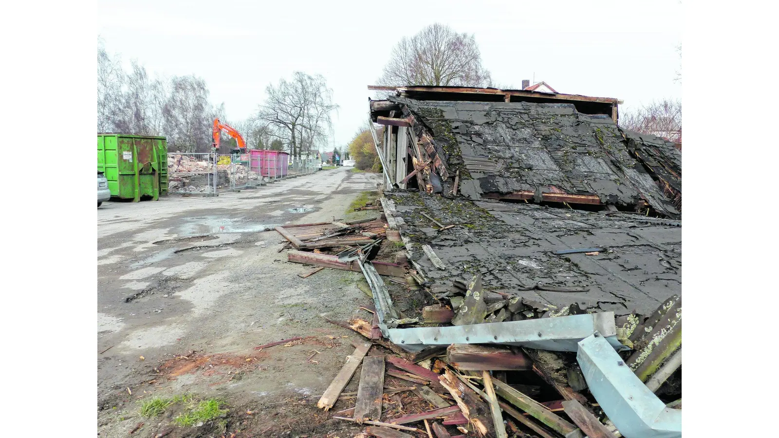 Ehemaliger Bahnhof gehört nach 114 Jahren der Vergangenheit an (Foto: al)