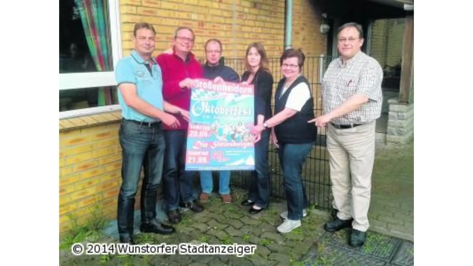 Die Steinsberger rocken die Bühne (Foto: mk)