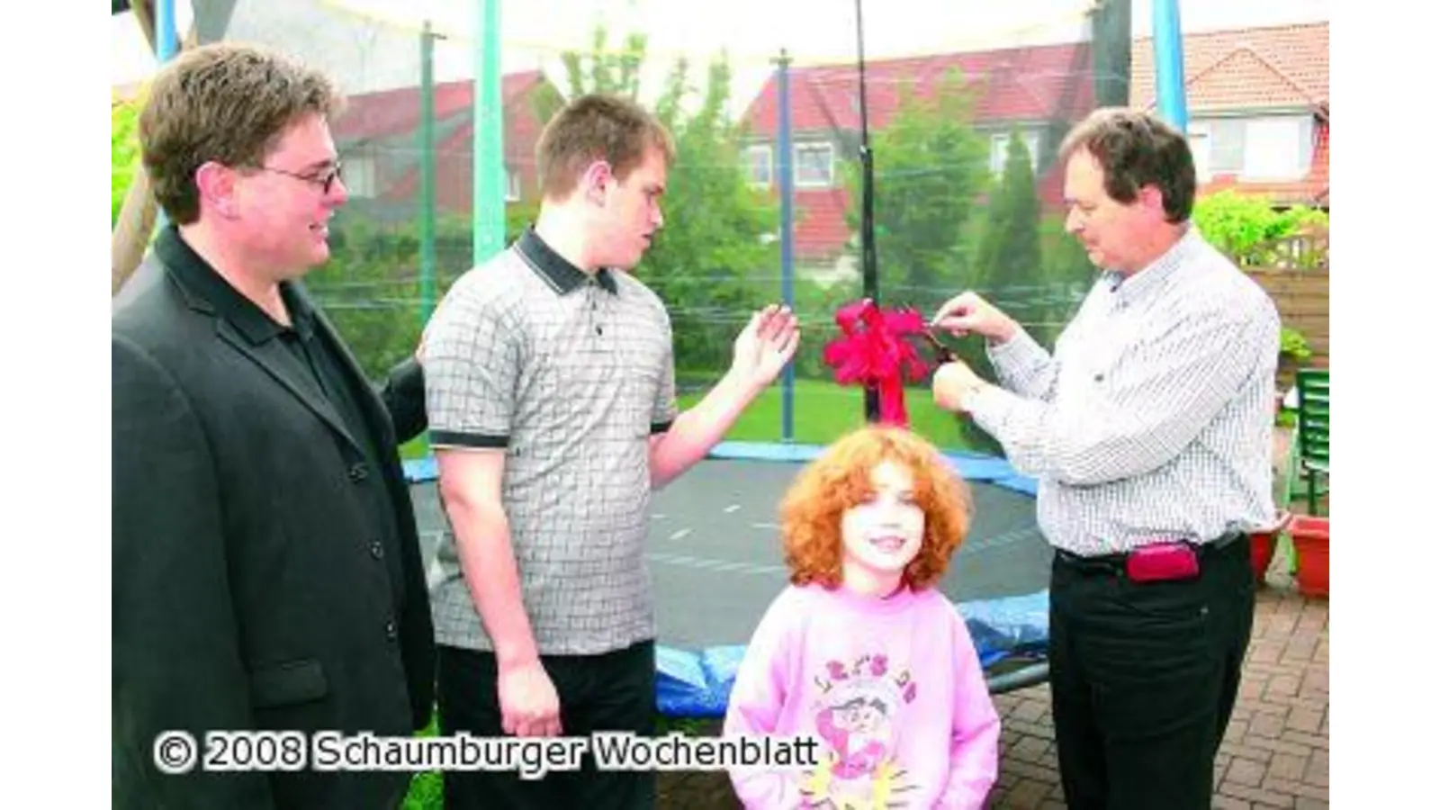 Hopsen und springen auf dem Trampolin (Foto: bb)